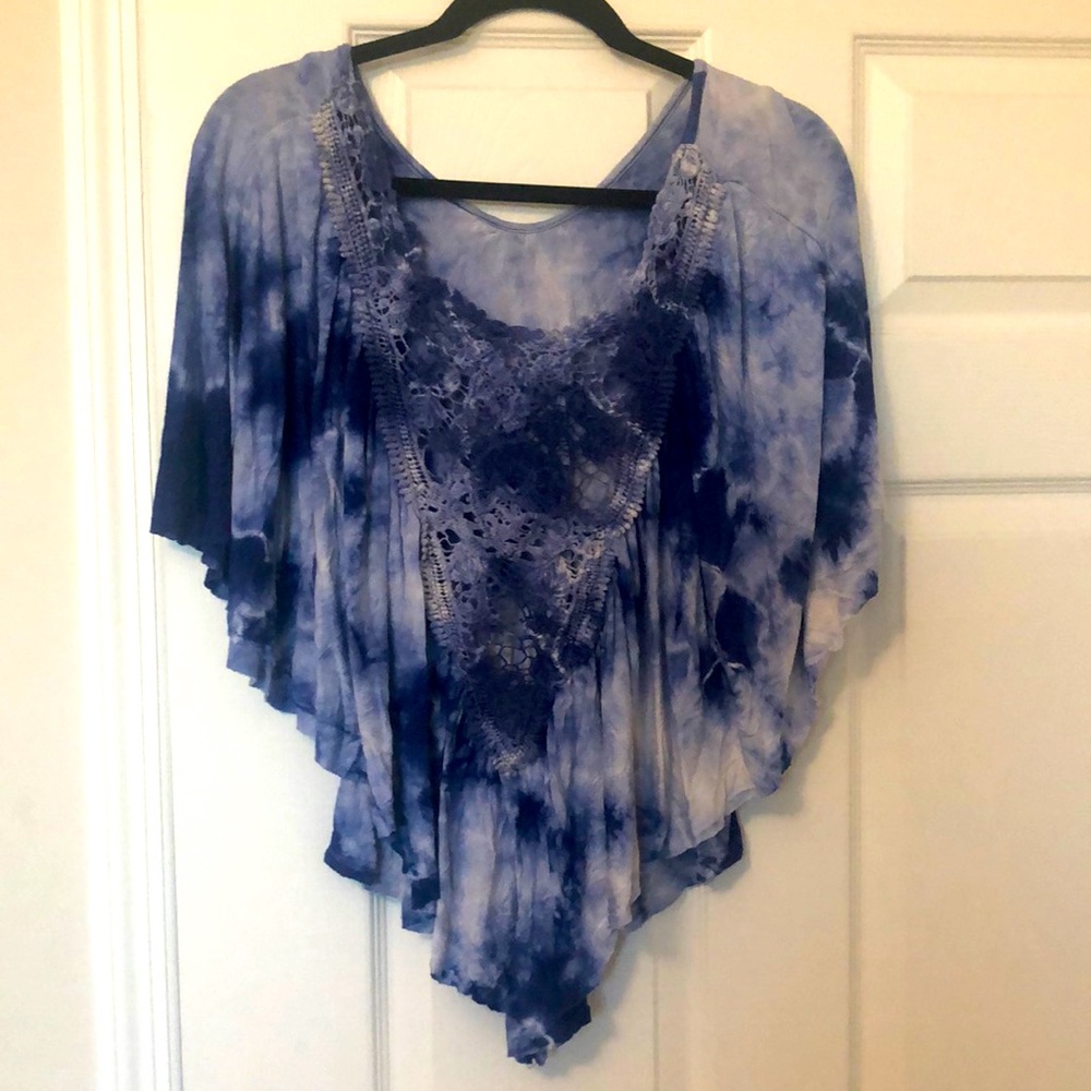Beautiful Tye Dye Flowwy Top Size L